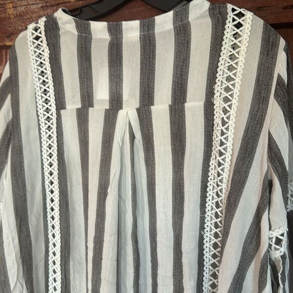 ANDTHEWHY black/white stripe open lace accent bishop sleeve flowy boho top. NWT. - Picture 11 of 13